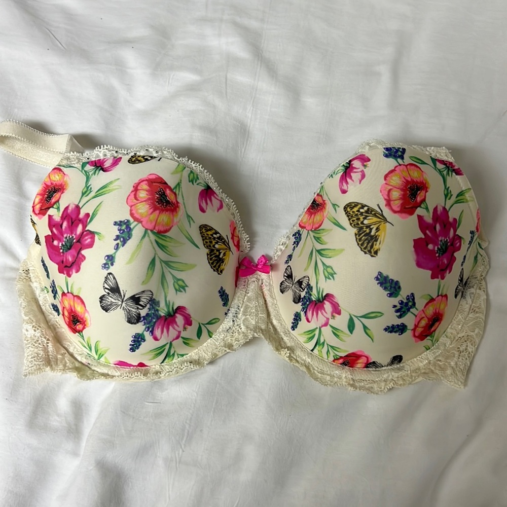 Victoria’s Secret Bra